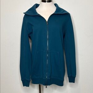 Under Armour size Medium Teal Women's Jacket